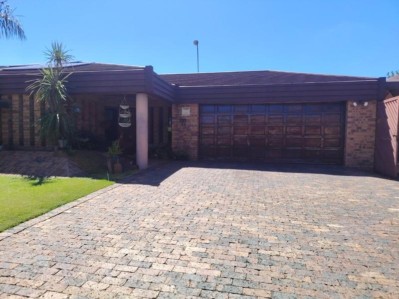 3 Bedroom Property for Sale in Sasolburg Ext 4 Free State